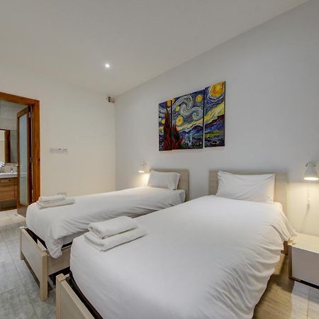 Top Floor Apt With Common Pool Close To All Amenities San Pawl il-Baħar Eksteriør bilde
