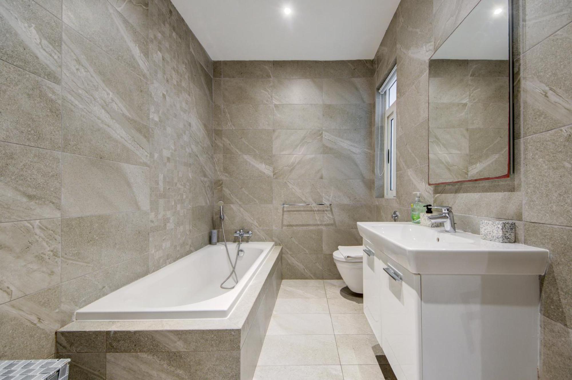 Top Floor Apt With Common Pool Close To All Amenities San Pawl il-Baħar Eksteriør bilde