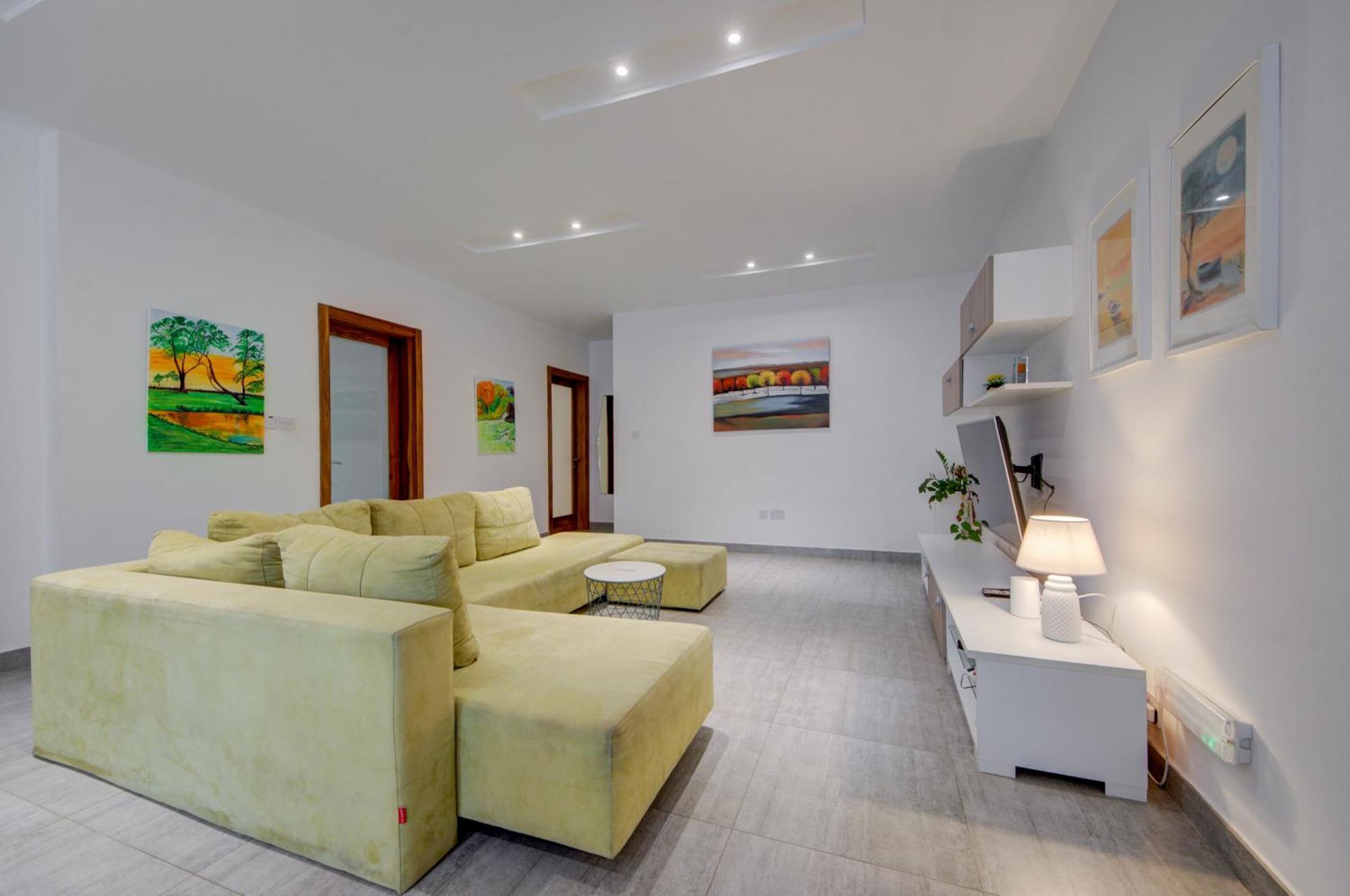 Top Floor Apt With Common Pool Close To All Amenities San Pawl il-Baħar Eksteriør bilde
