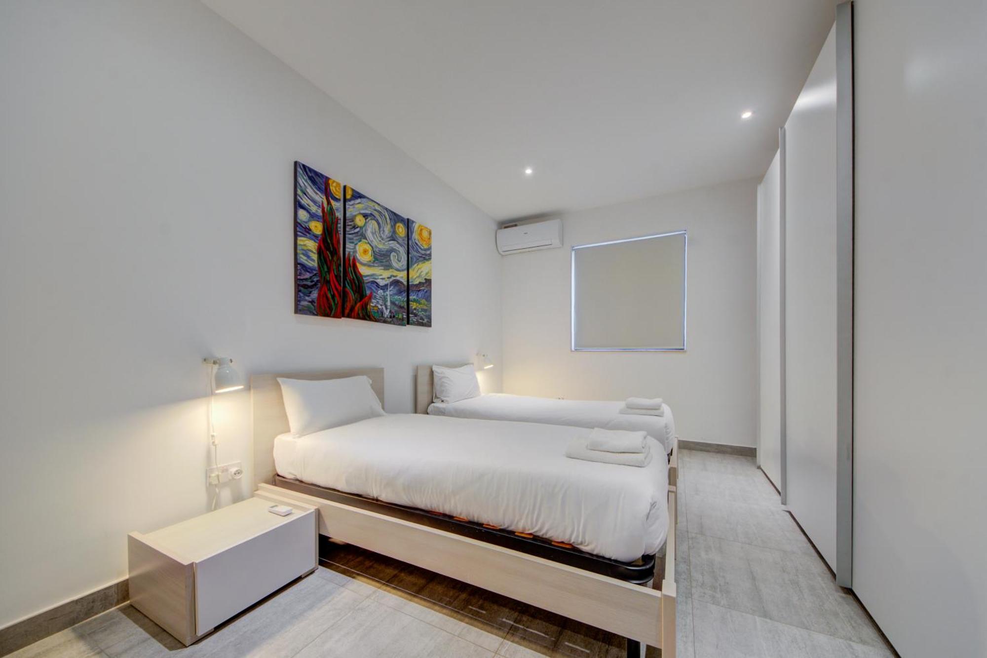 Top Floor Apt With Common Pool Close To All Amenities San Pawl il-Baħar Eksteriør bilde