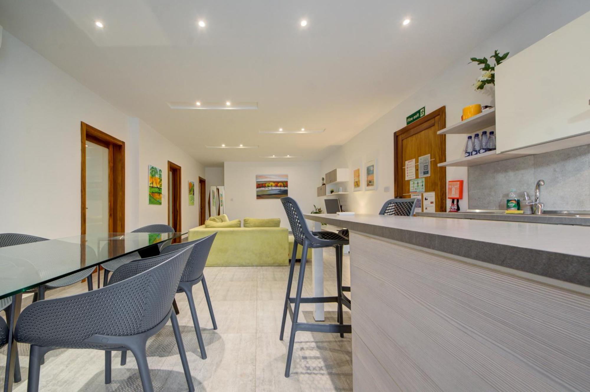 Top Floor Apt With Common Pool Close To All Amenities San Pawl il-Baħar Eksteriør bilde